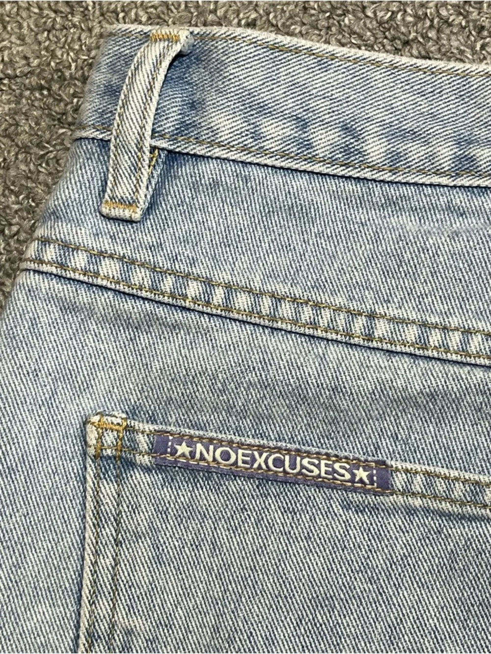 Vintage NO EXCUSES High Rise Denim Jean Mom Shorts Womens Size 13/14 Blue